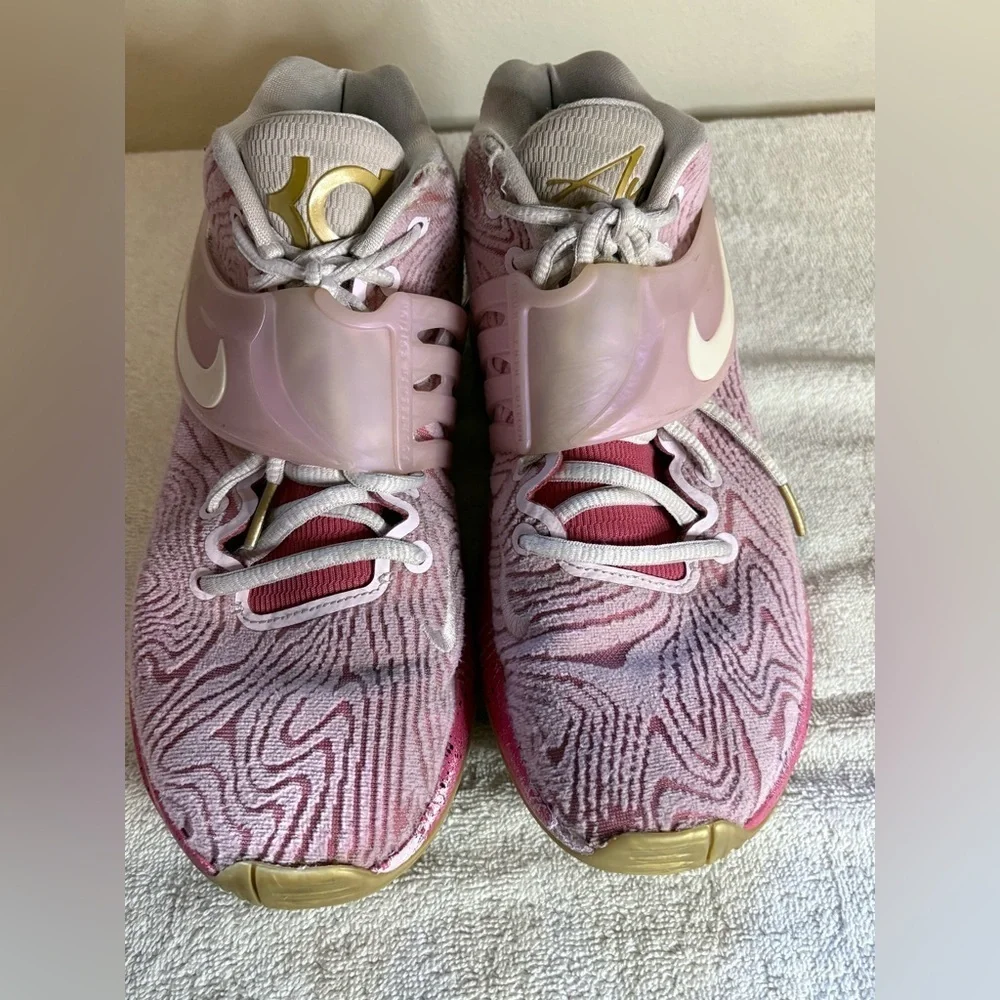 Nike KD 14 Aunt Pearls Men's Size 8 Basketball Shoe Pink Sneaker